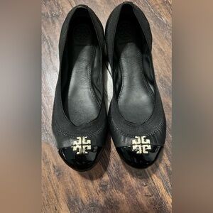 Tory Burch Ballet Flats Size-6 Black Gold Leather Jolie Stretch Shoes.